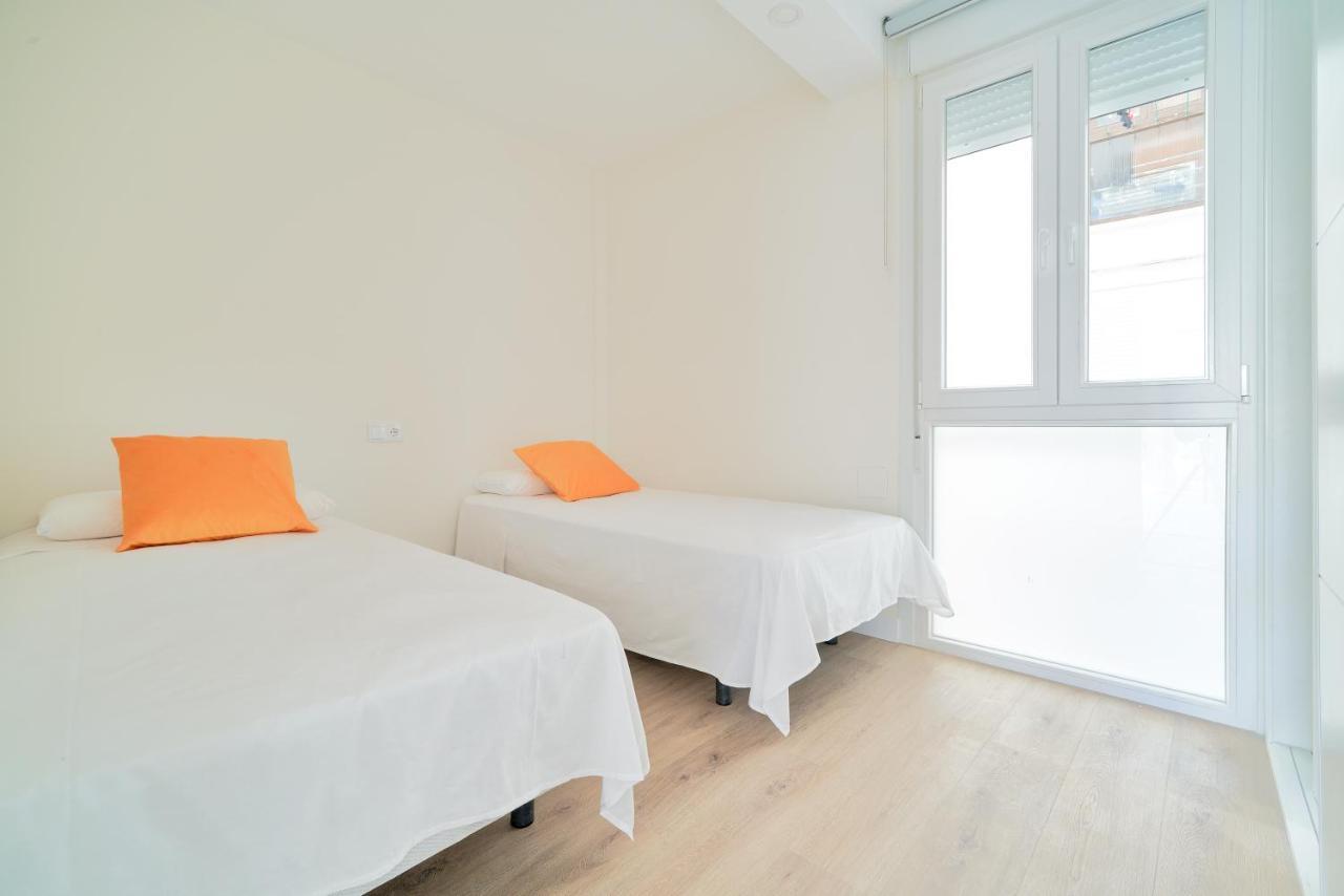 Impresionante Apartamento En Playa De La Malagueta Málaga Eksteriør billede